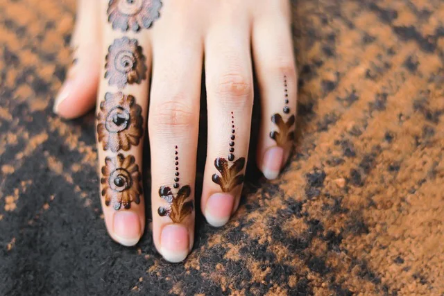 arabic mehndi design — arabic, applying, rose, floral #100 · MyMehndiDesigns.com