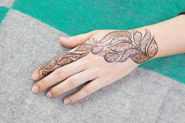 arabic mehndi design — arabic #031 · MyMehndiDesigns.com