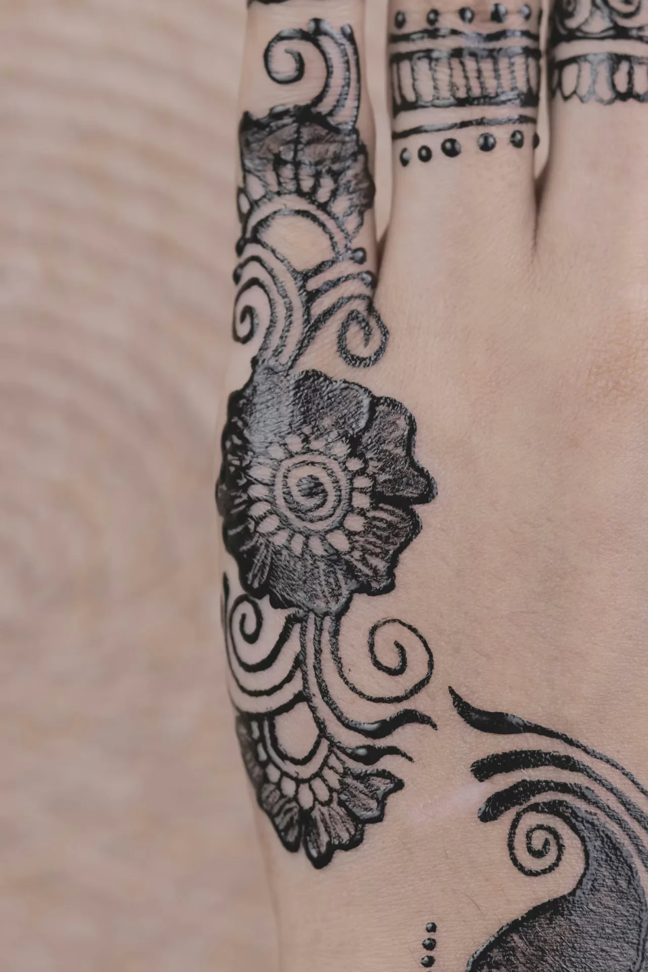 arabic mehndi design — arabic #044 · MyMehndiDesigns.com